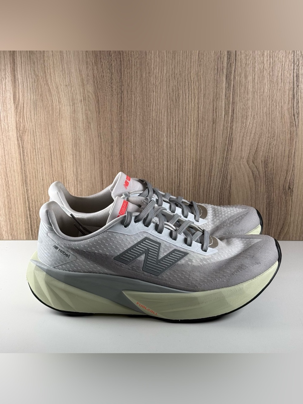 New Balance FuelCell Rebel v5 Running Shoes Grey White WFCXLD5 Women’s Size 9